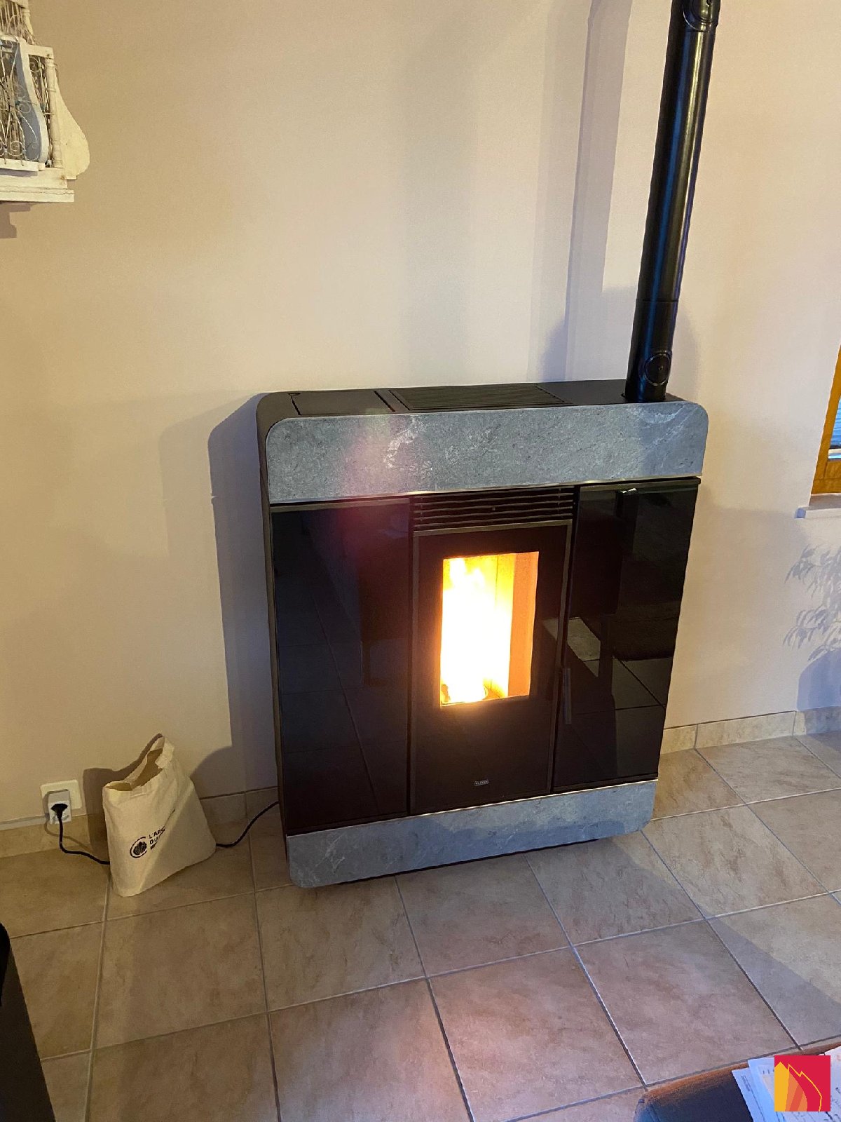 Klover Diva Soapstone Pellet Stove - Carron-Lugon