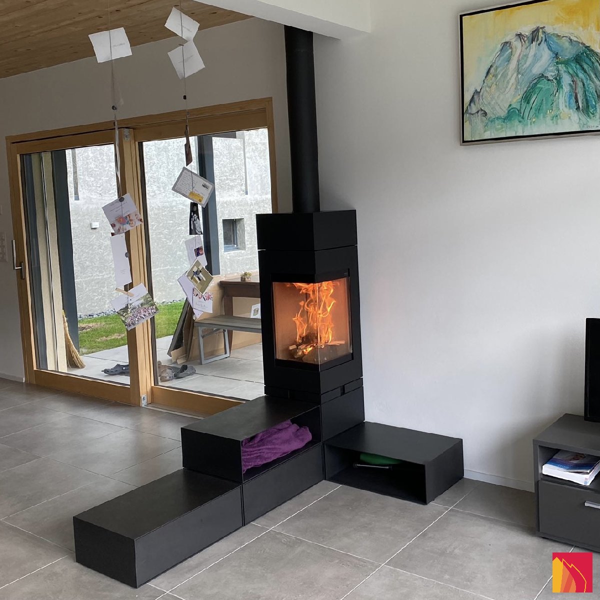 Wood-burning stove Skantherm Elements 400 angle - Carron-Lugon