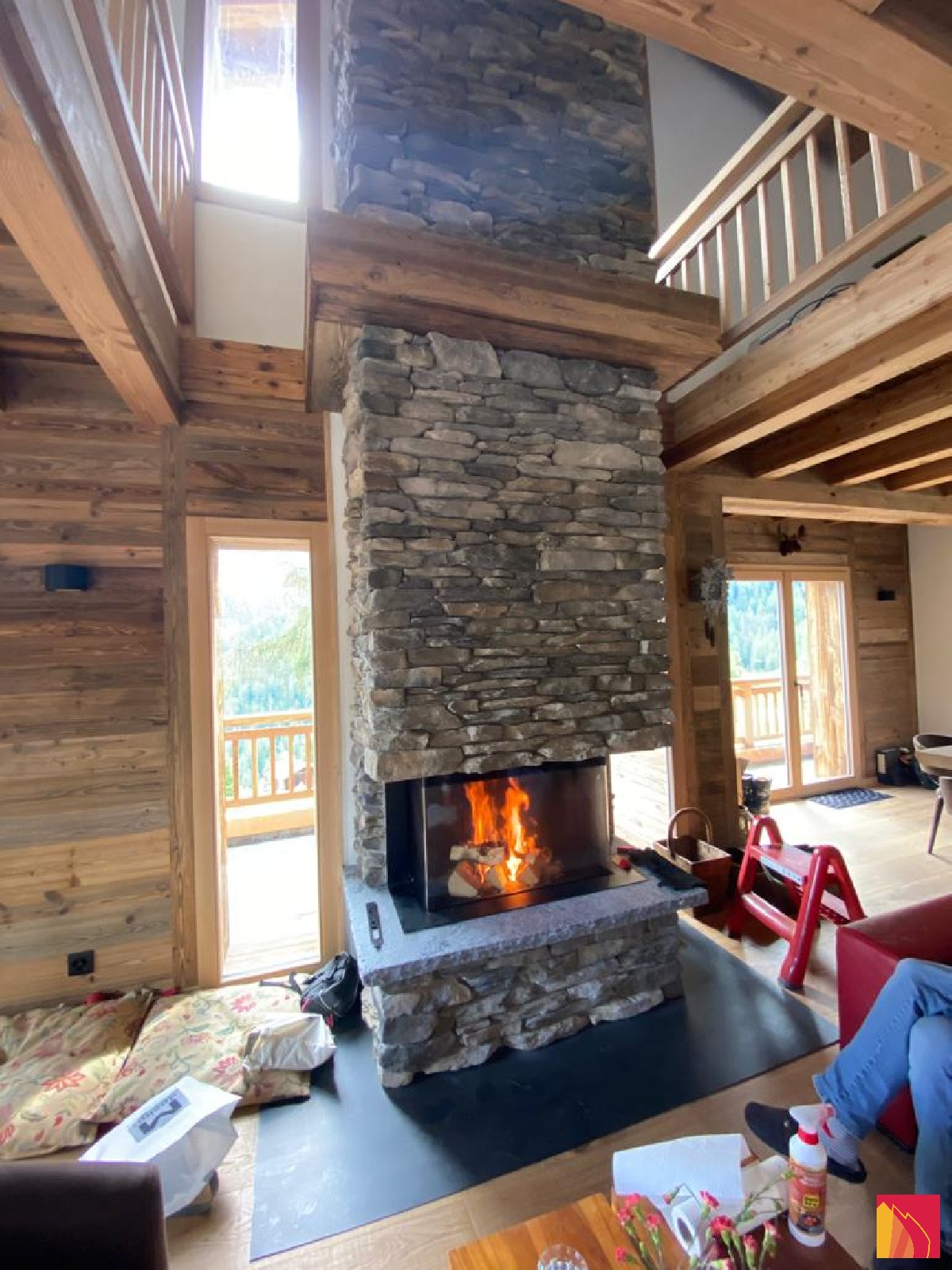 3-sided fireplace Luna Diamond 800DC - Carron-Lugon