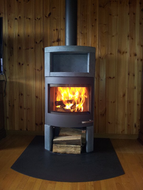 Skantherm Ator+ houtkachel - Carron-Lugon