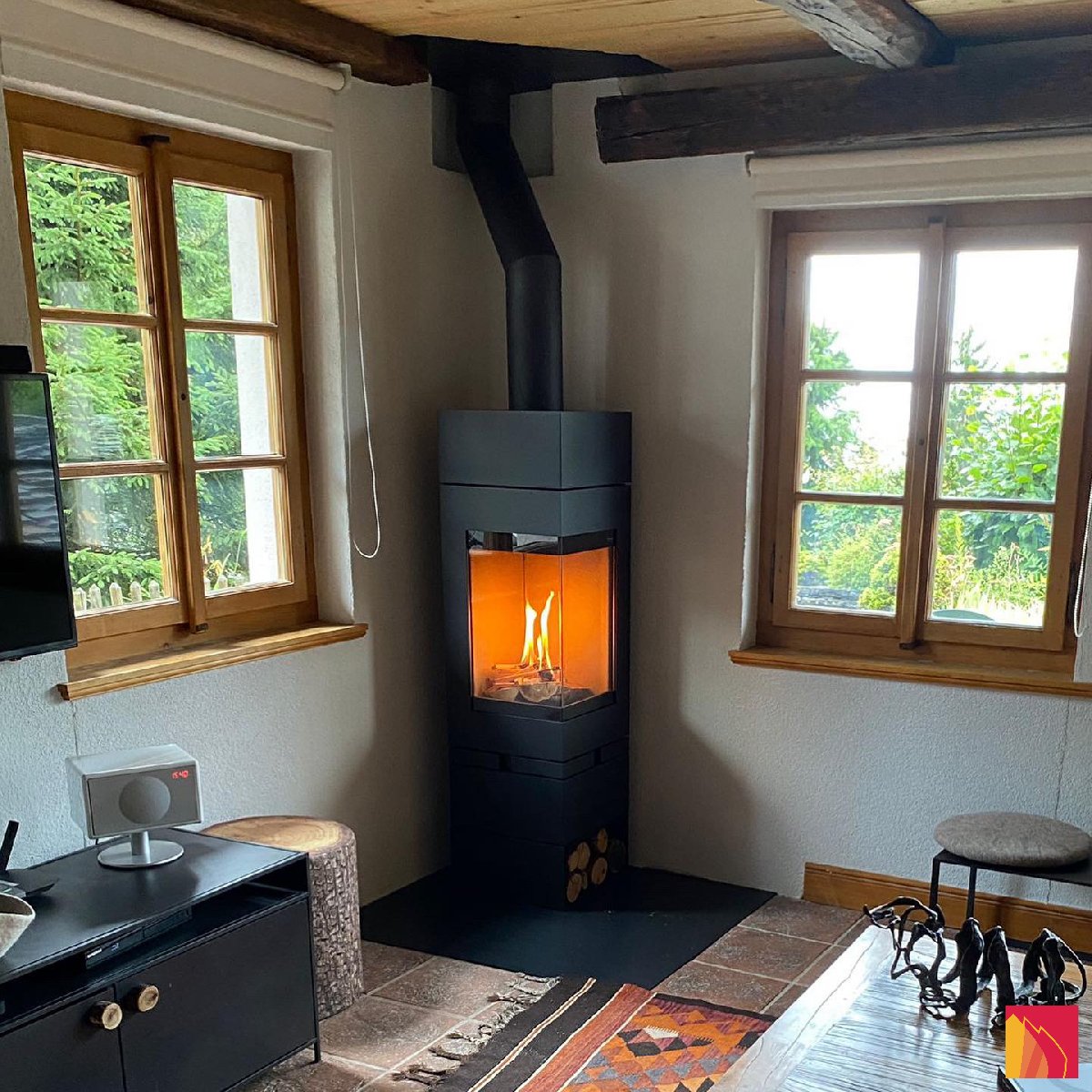 Wood-burning stove Skantherm Elements 400 angle - Carron-Lugon