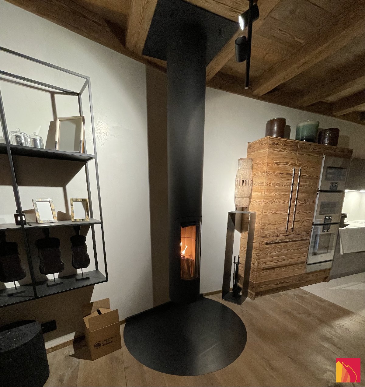 Focus Slimfocus suspended fireplace - Carron-Lugon